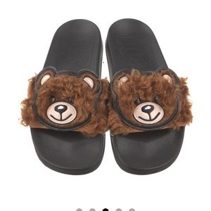 Moschino Slides like new